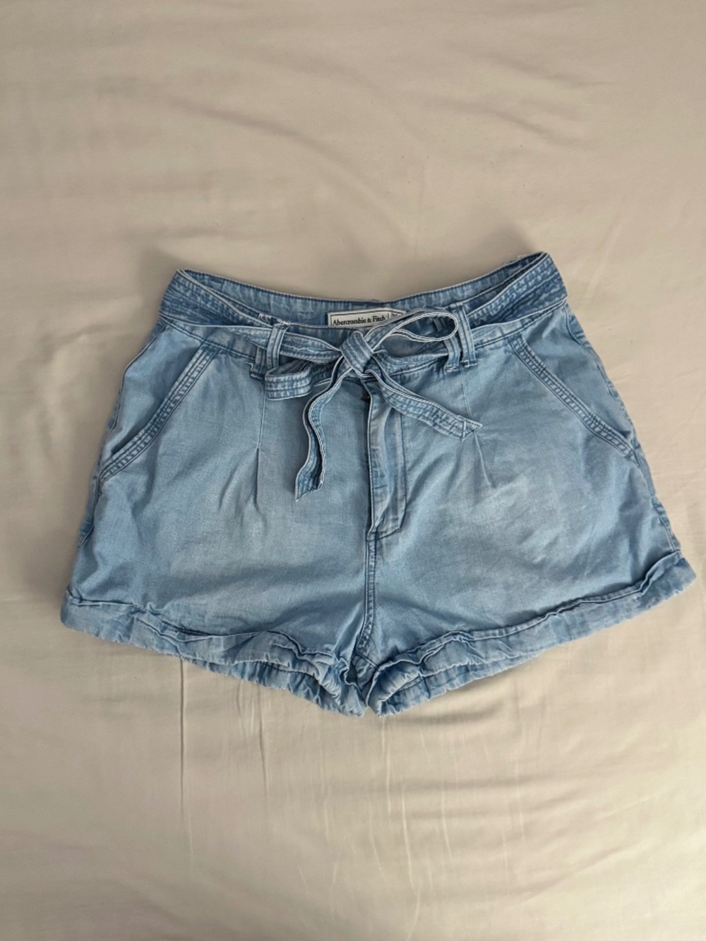 Abercrombie & Fitch Paperbag Denim Shorts Size 25